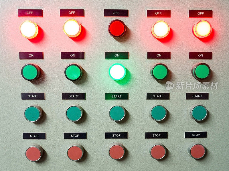 电气控制面板上有红、绿、蓝三色指示灯显示开/关状态